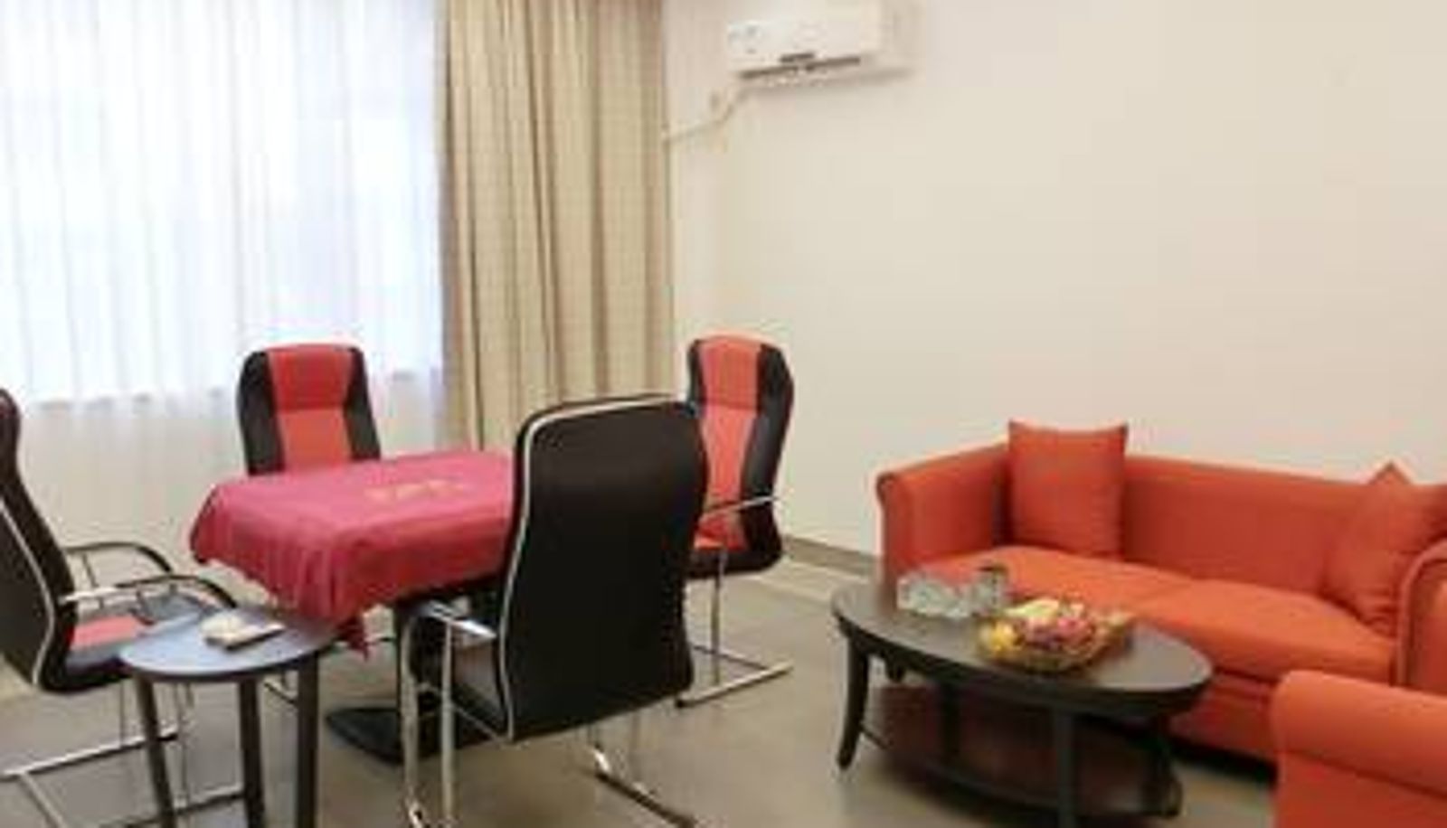 Zimmer - Joy House Hotel