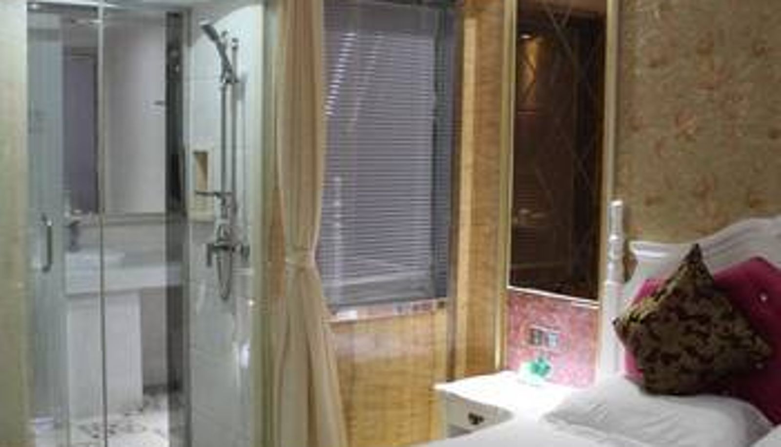Zimmer - Aoyue Fashion Holiday Hotel
