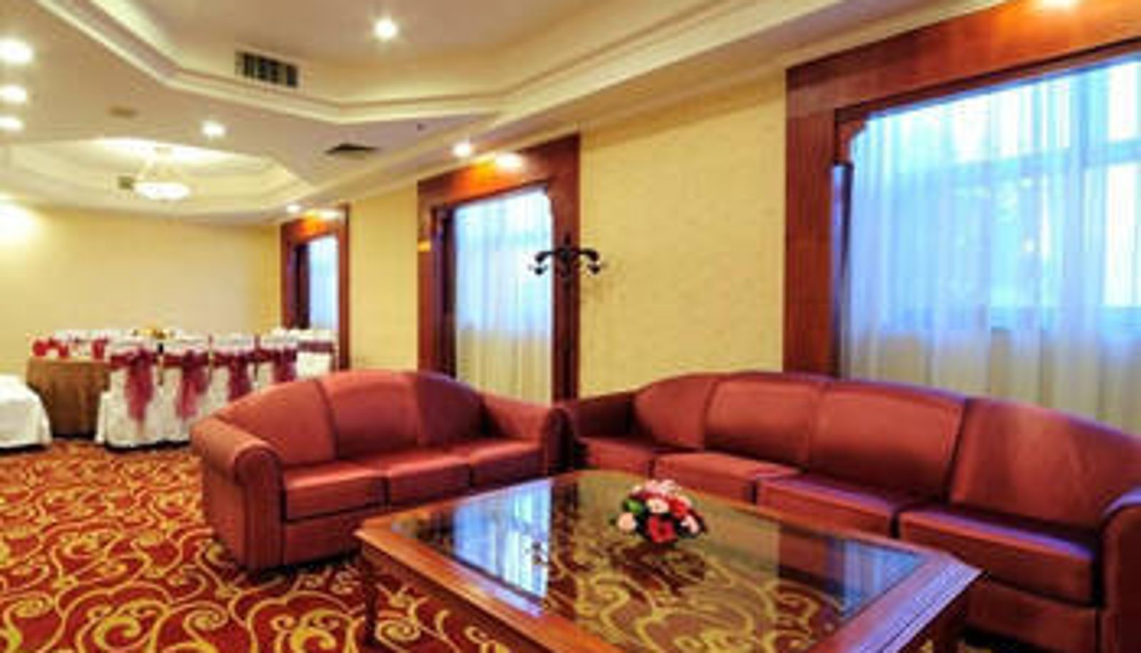 Frühstücksraum innerhalb des Restaurants - Kunming Yijing Garden Resort and Spa Hotel Training Center