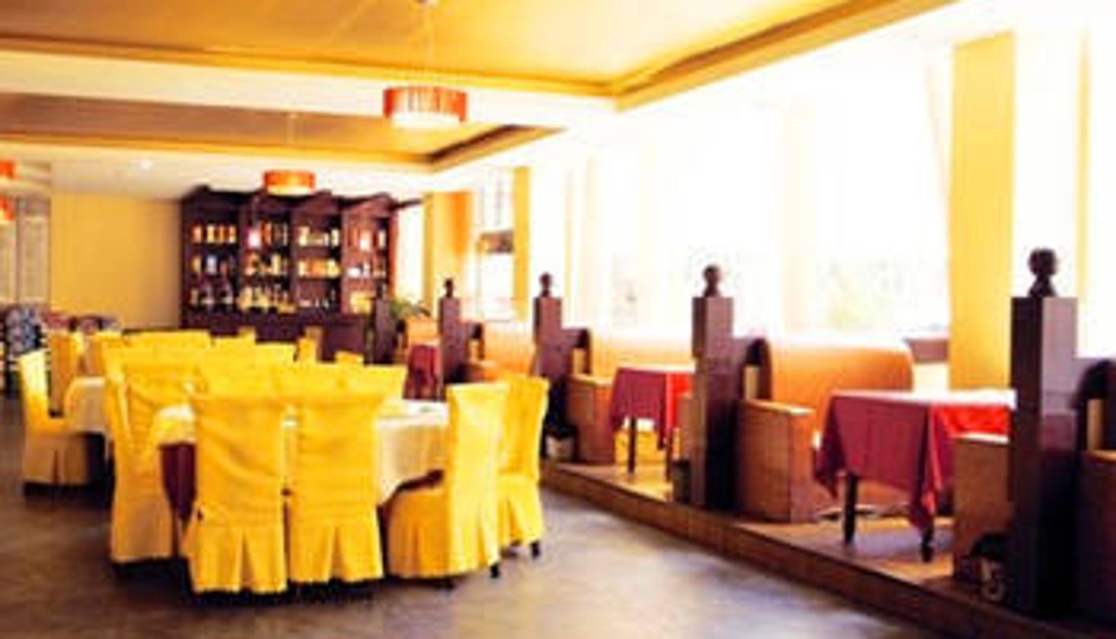 Sala śniadaniowa w restauracji - Tibet Dianying Hotel