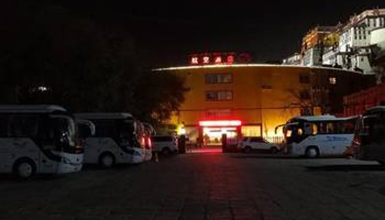 Außenansicht - Airway Hotel