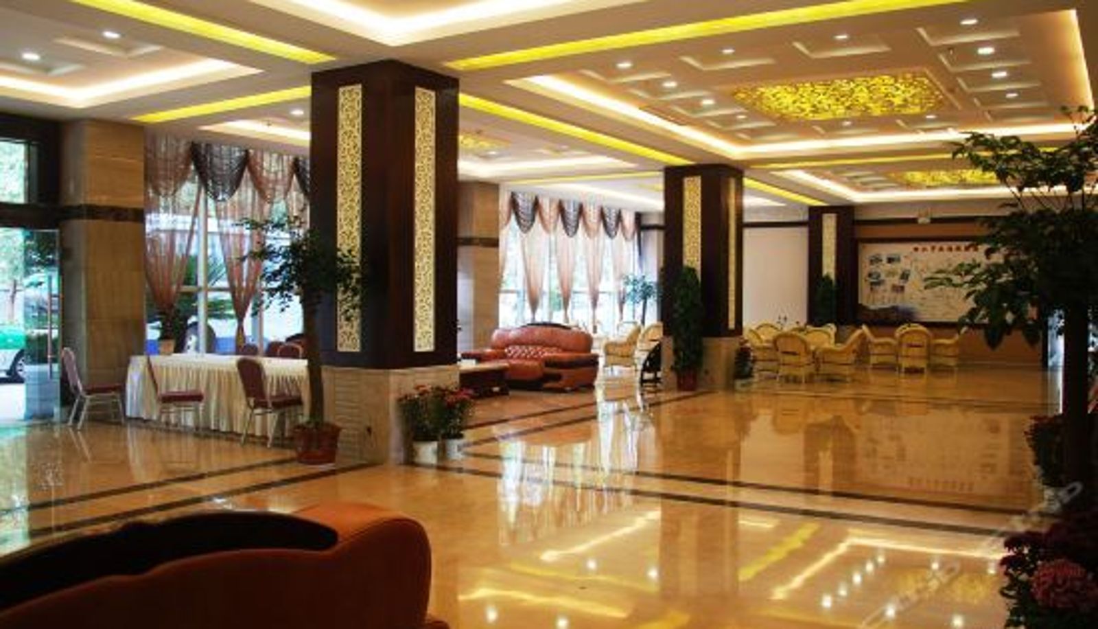 Reception - Fengrui Hotel