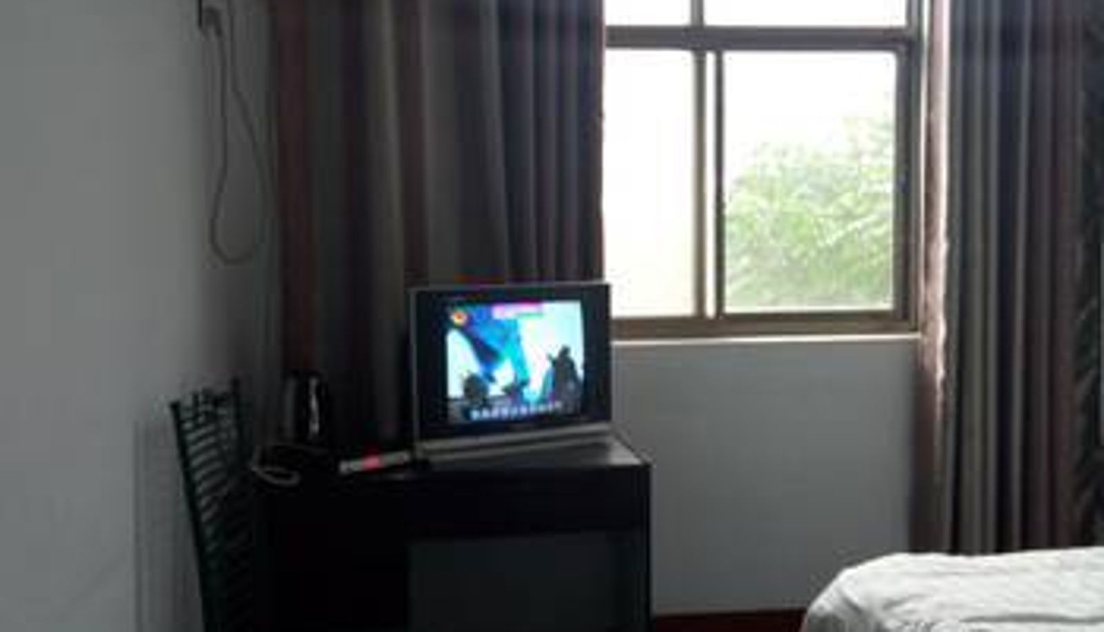 Zimmer - Luanchuan Garden Business Hotel
