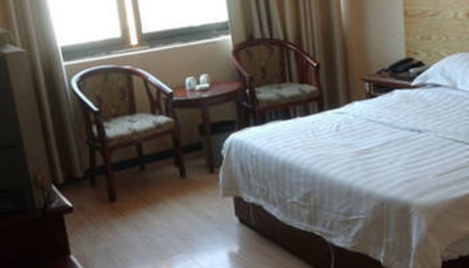 Zimmer - Linyuan Hotel