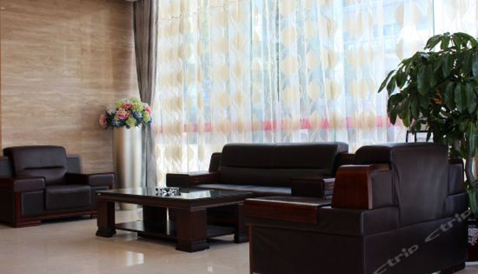 Reception - Yake Hotel (Nanning Railway Station Metro Station)