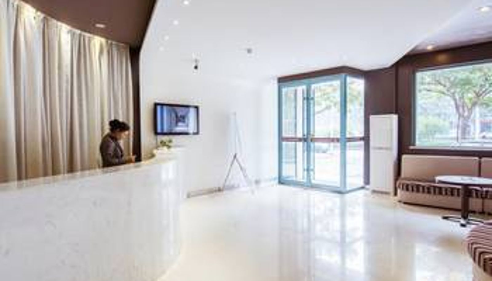 Salón - 柏维城市客栈(濮阳建设路店)