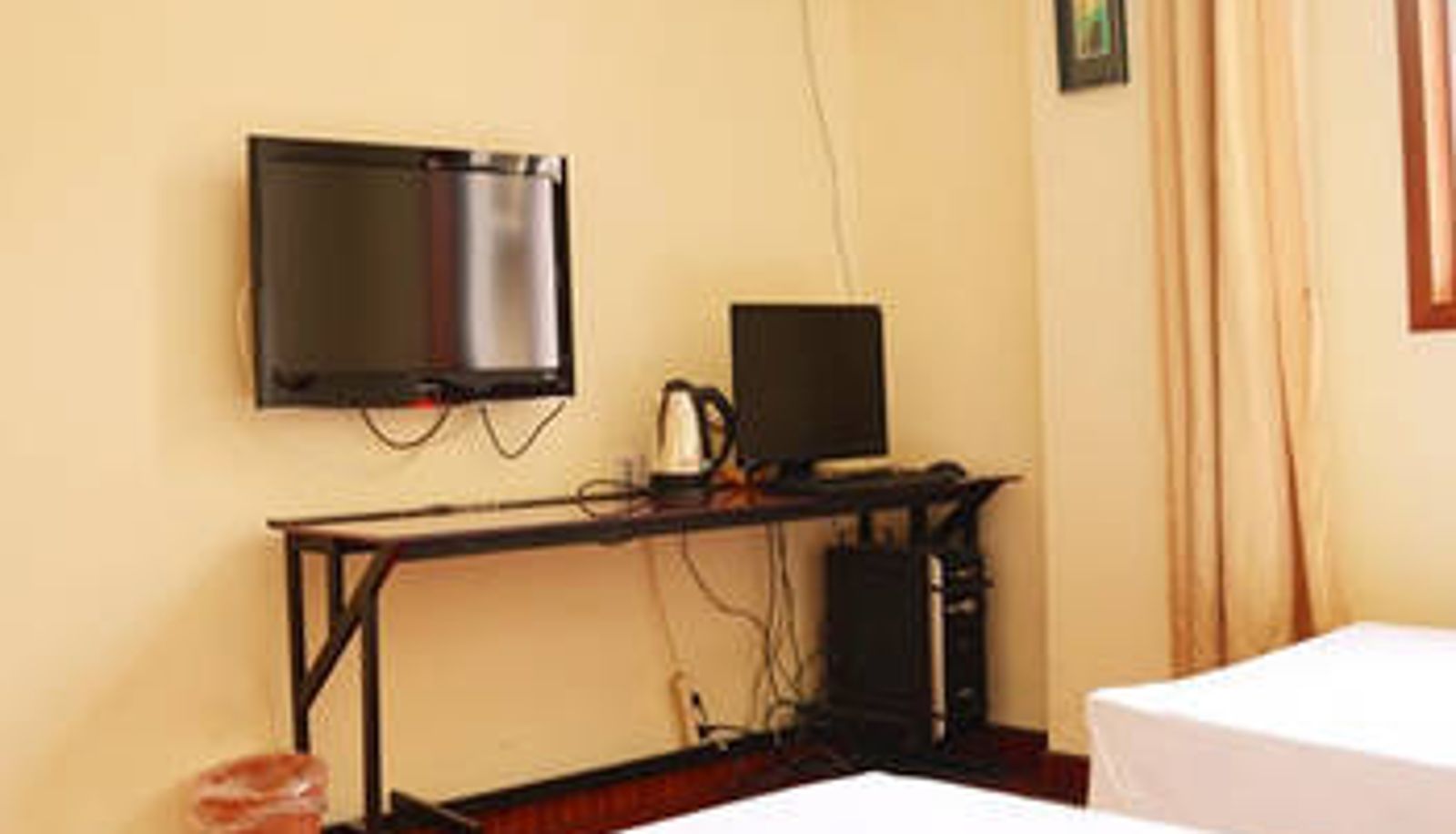 Room - Yixin Hotel (East Square Branch of Railway Station)