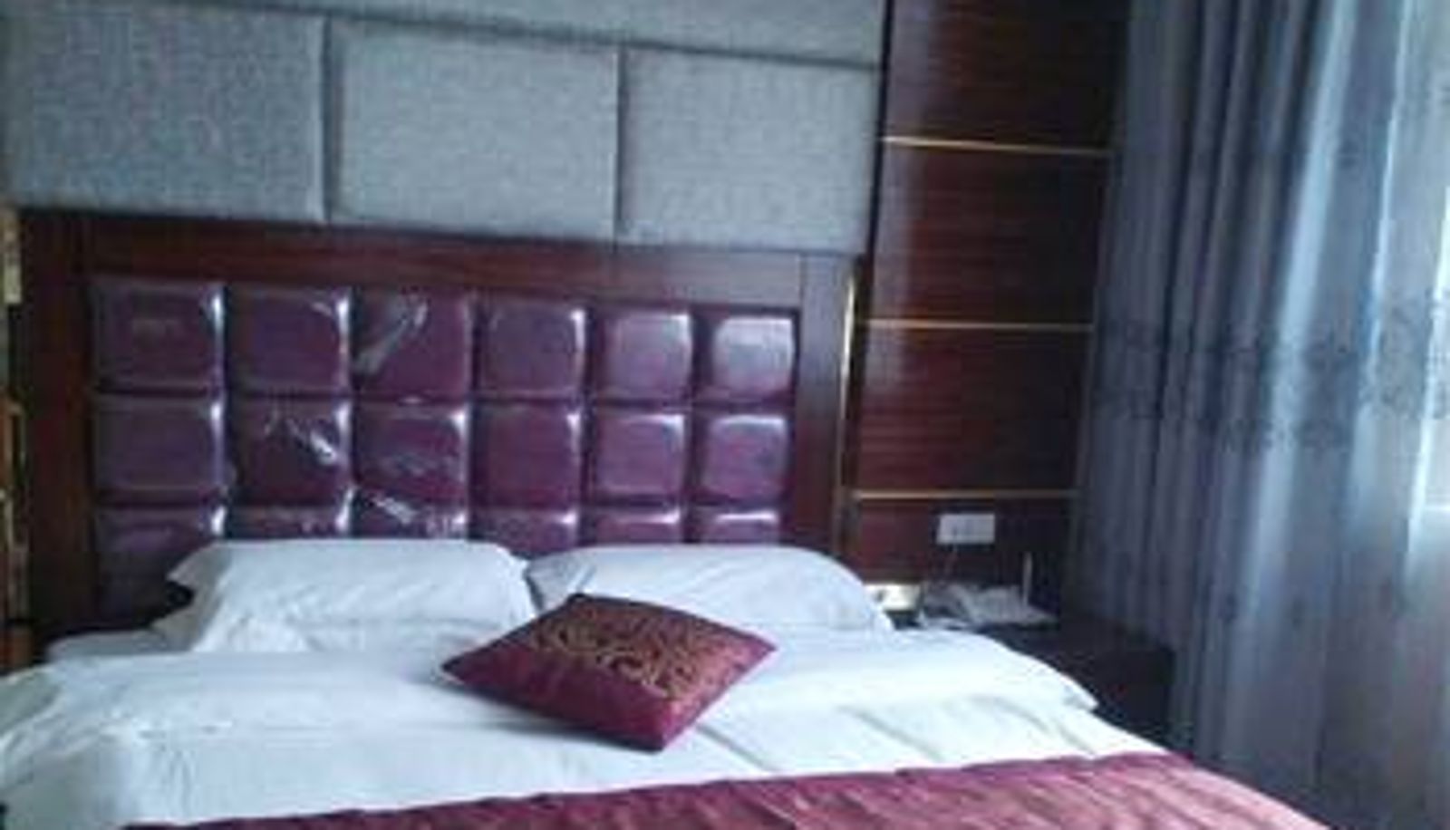 Room - Jiudu Hotel