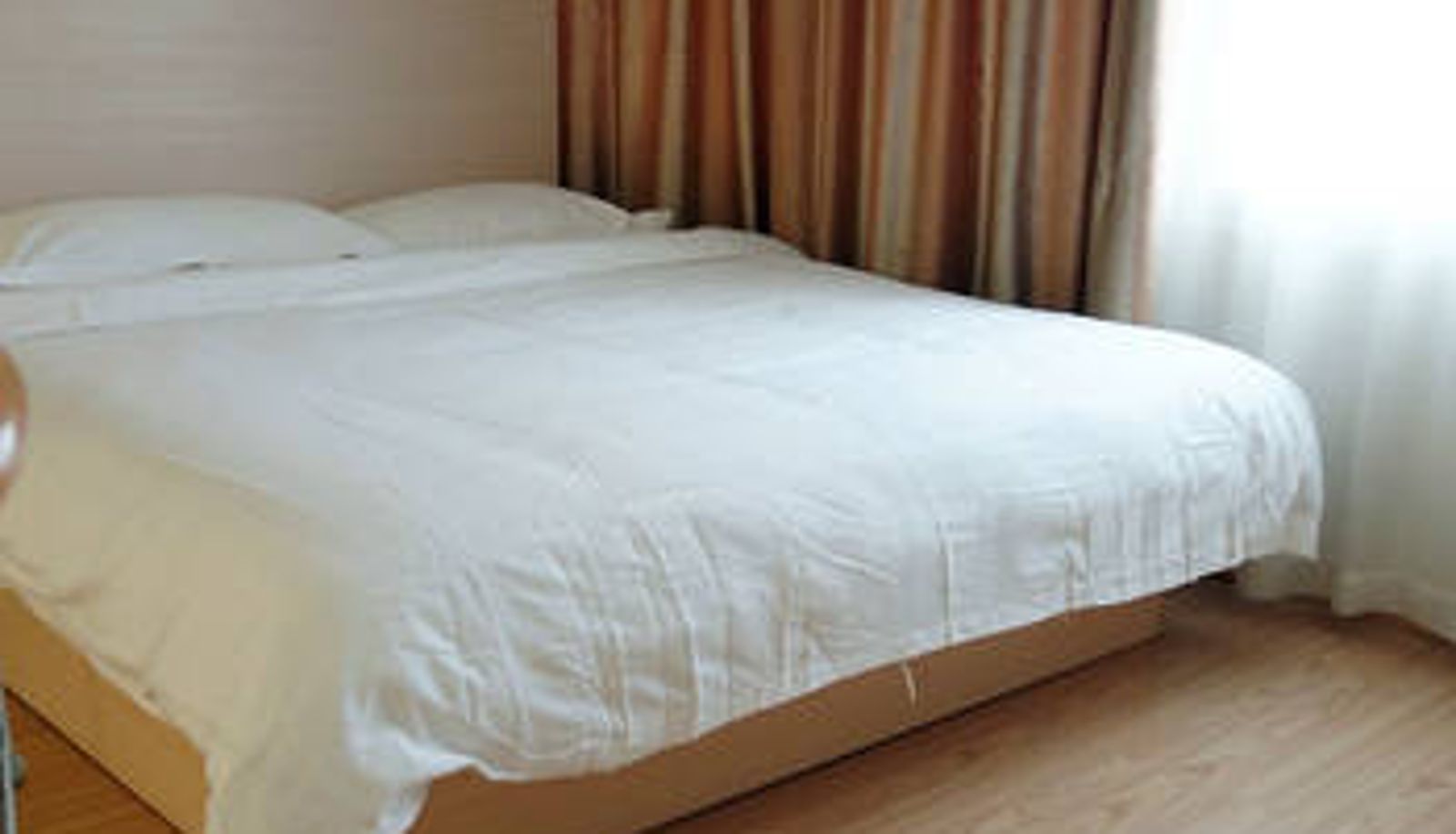Camera - Home Inn - Shanghai Hongqiao National Convention and Exhibition Center Laiting North Road Paibai Cloud Hotel