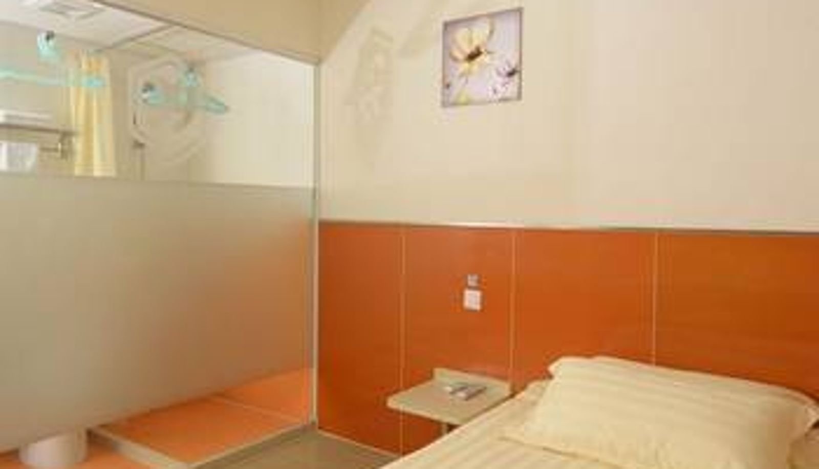 Room - 99旅馆连锁(上海浦东新国际博览中心店)