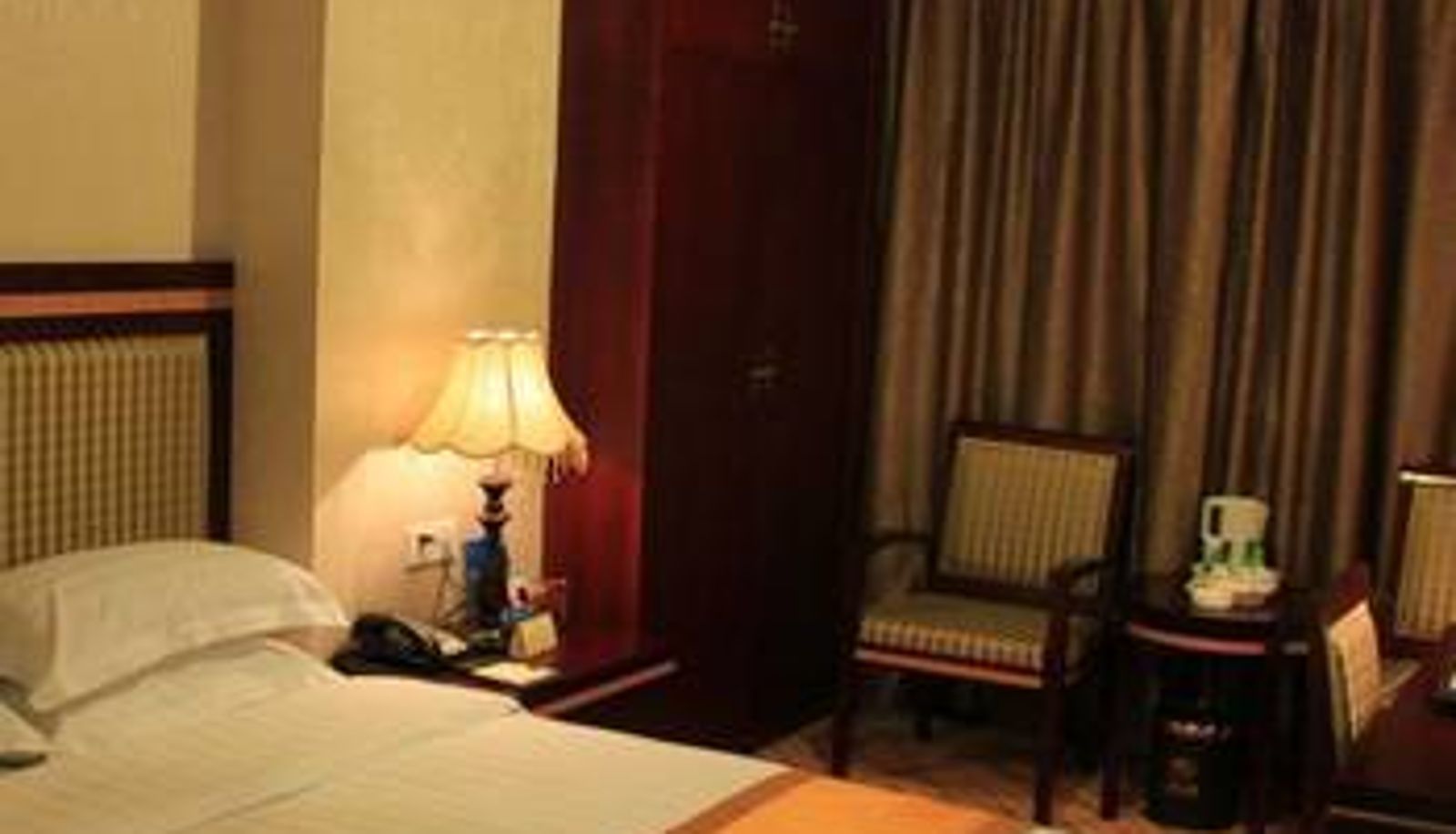 Room - Jin'guan Hotel