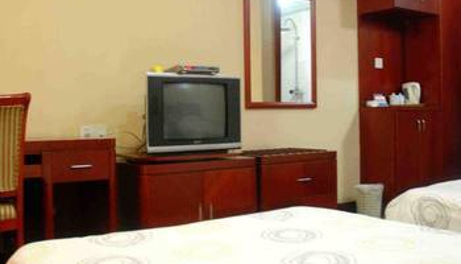 Zimmer - Hongsheng Business Hotel (Jinkeqiao Avenue Store)