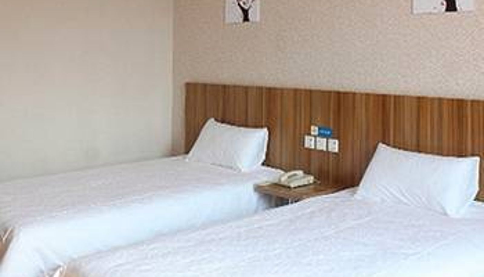 Zimmer - Linlin Hotel (Time Street Branch)