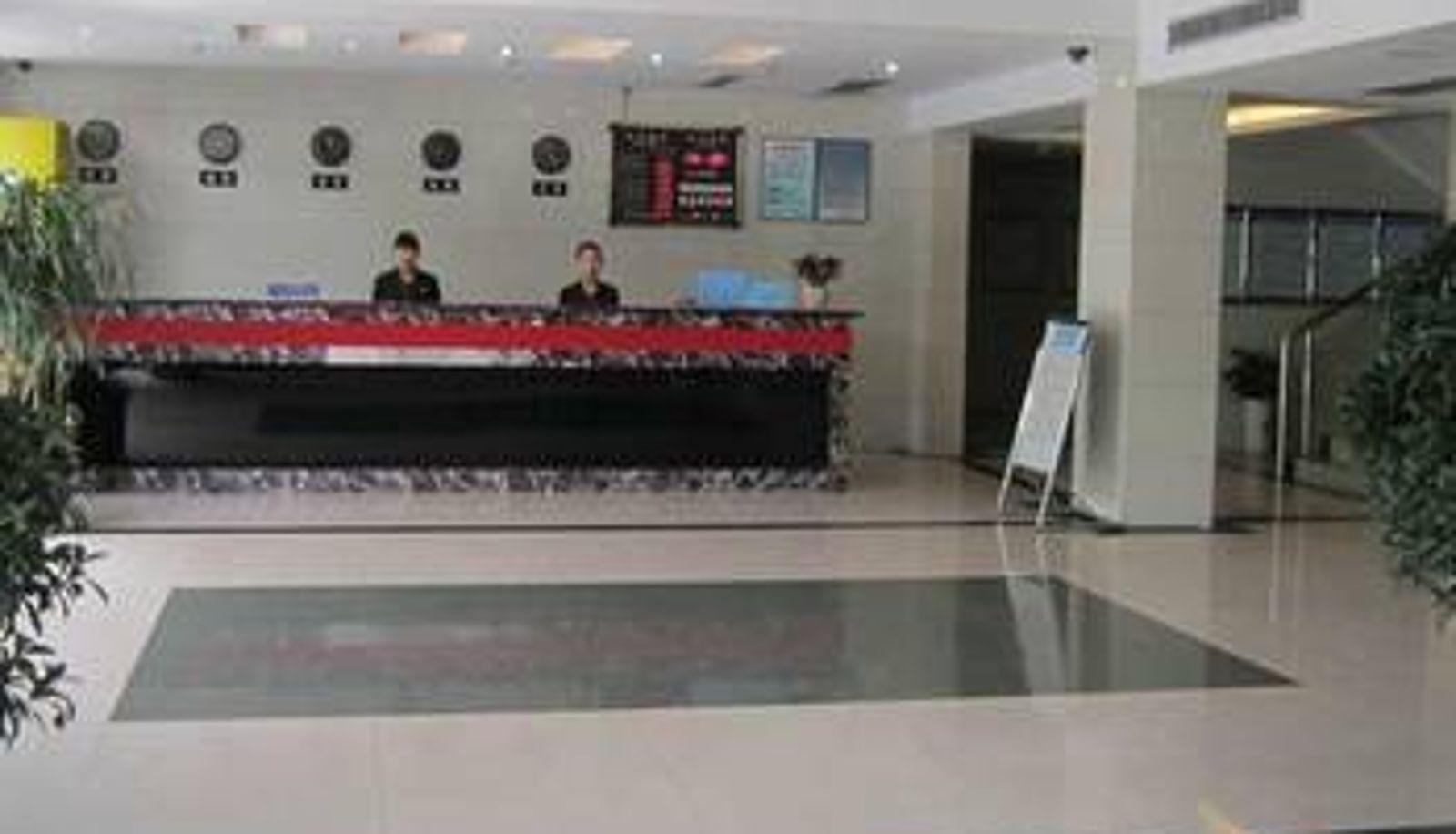 Hall - Xiyu Hotel (Hubei Automobile Institute of technology)