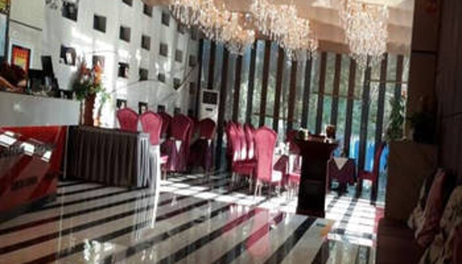 Hall - Urumqi) Su-8 Hotel (Liyushan Road Branch