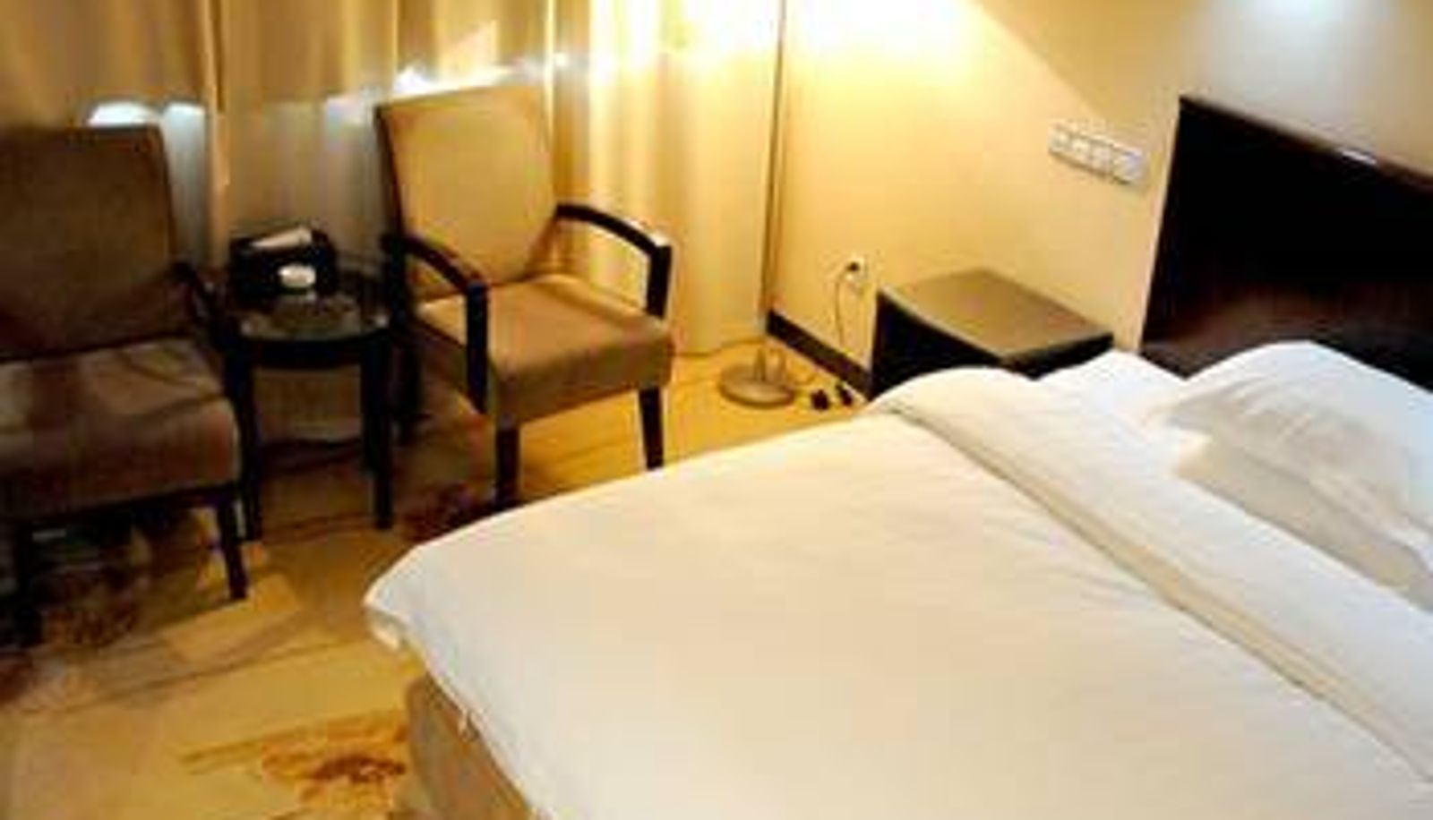 Kamer - Airport Hotel