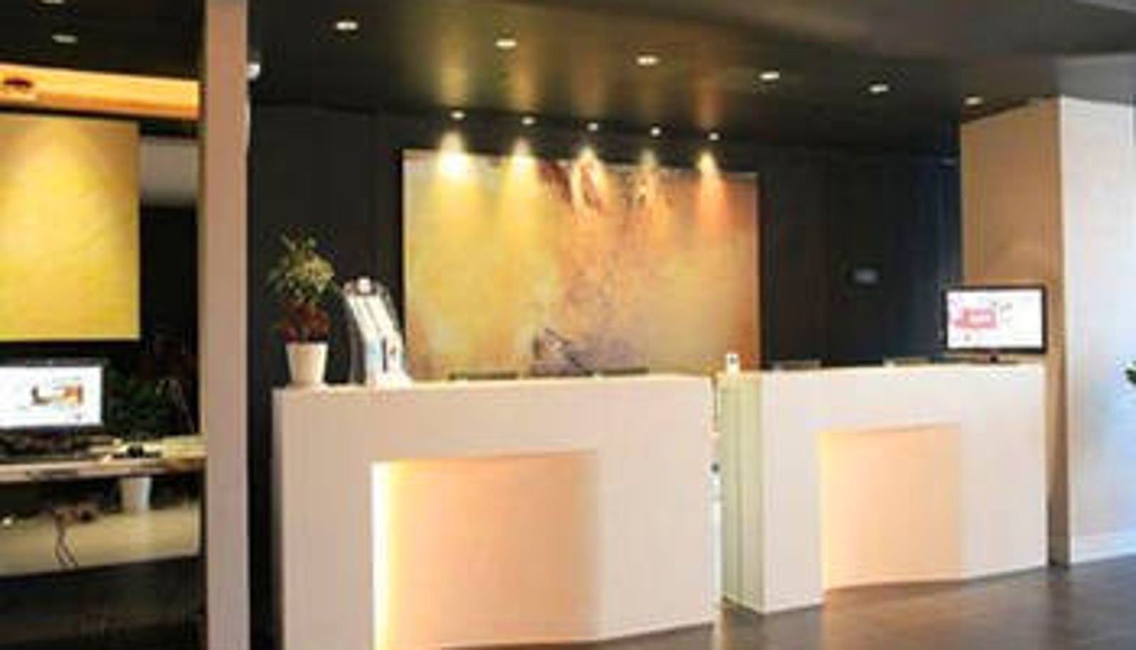 Hal - Jinjiang Inn (Wuxi Huishan District Government Wanda Plaza)