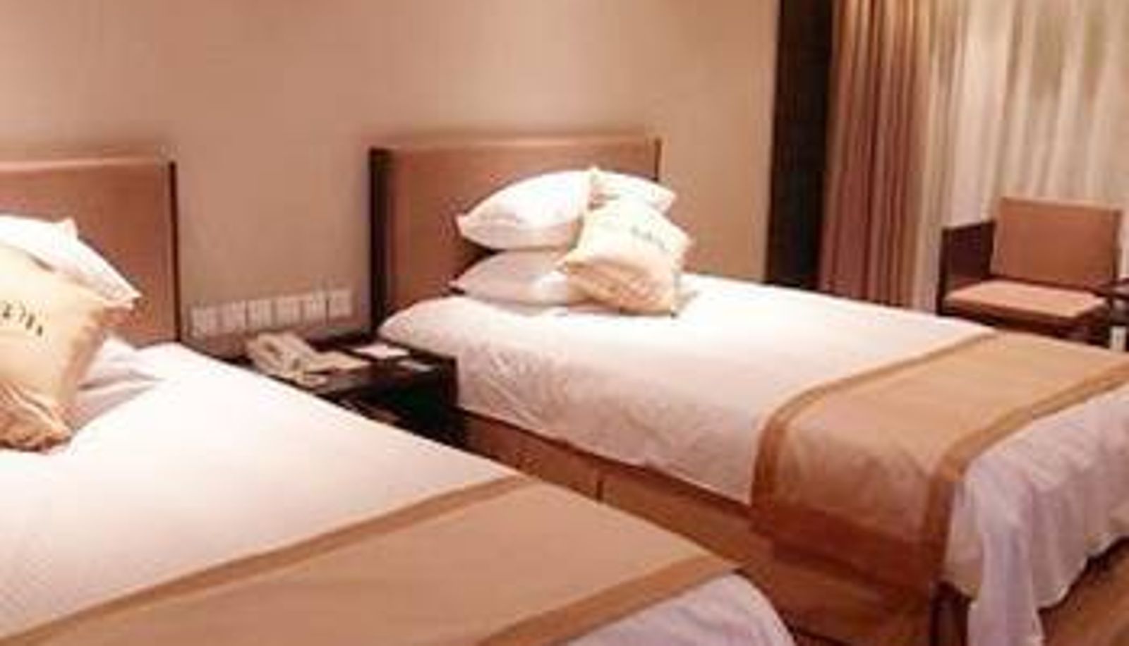 Zimmer - Home Inn Hotel