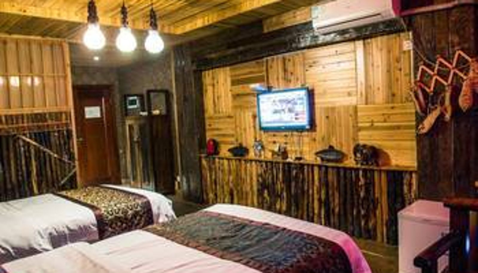 Camera - Wode Inn