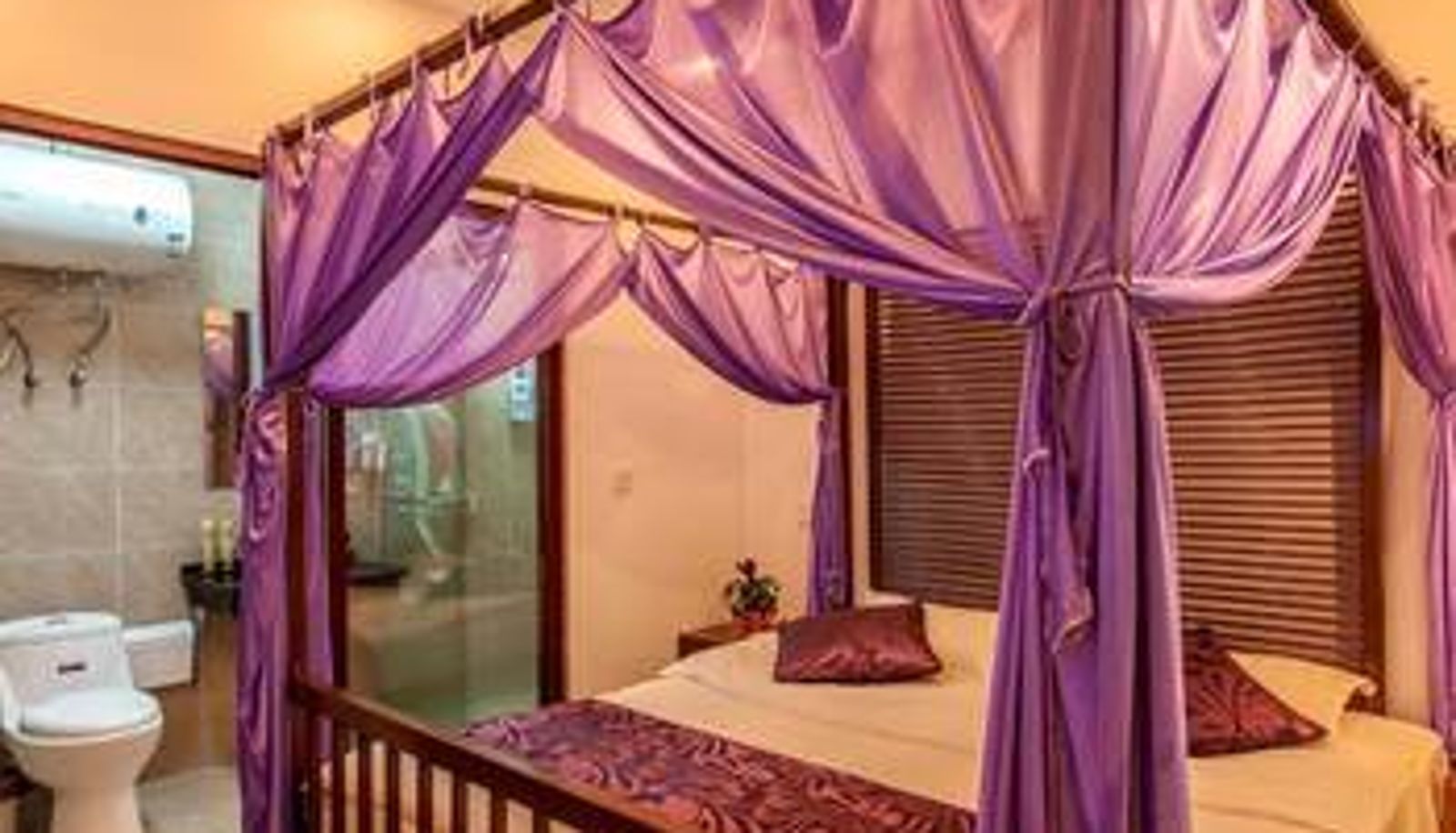 Camera - Xitang Yiwan Inn