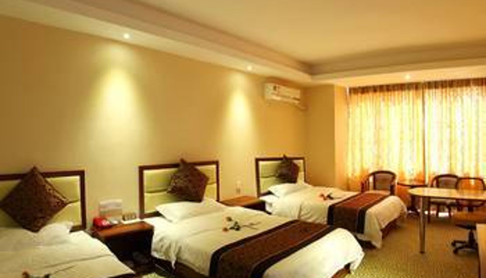 Zimmer - Yicheng Hotel (Lijiang Branch on West Street)