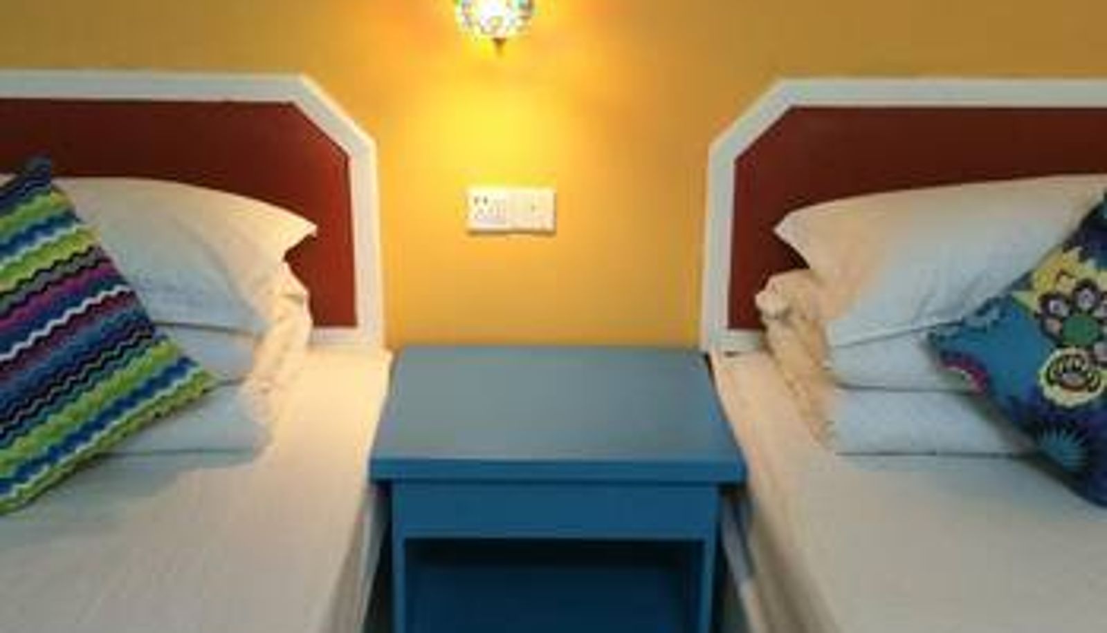Kamer - Huamanlou Travel Hotel (Yangshuo West Street Branch)