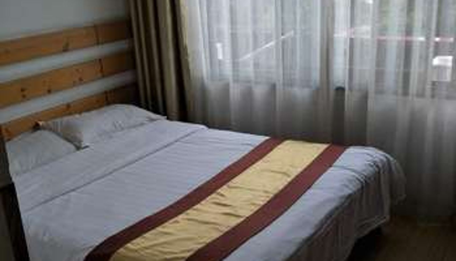 Zimmer - Slender West Lake Express Hotel