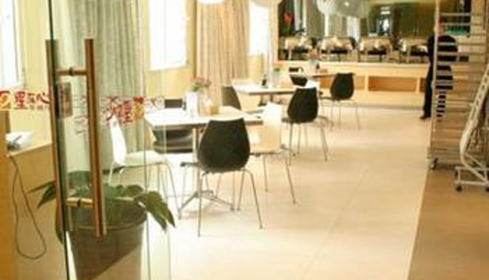 Breakfast room within the restaurant - Jinjiang Star Yinchuan Xinbai shopping center airport bus Hotel Yinchuan Nanmen