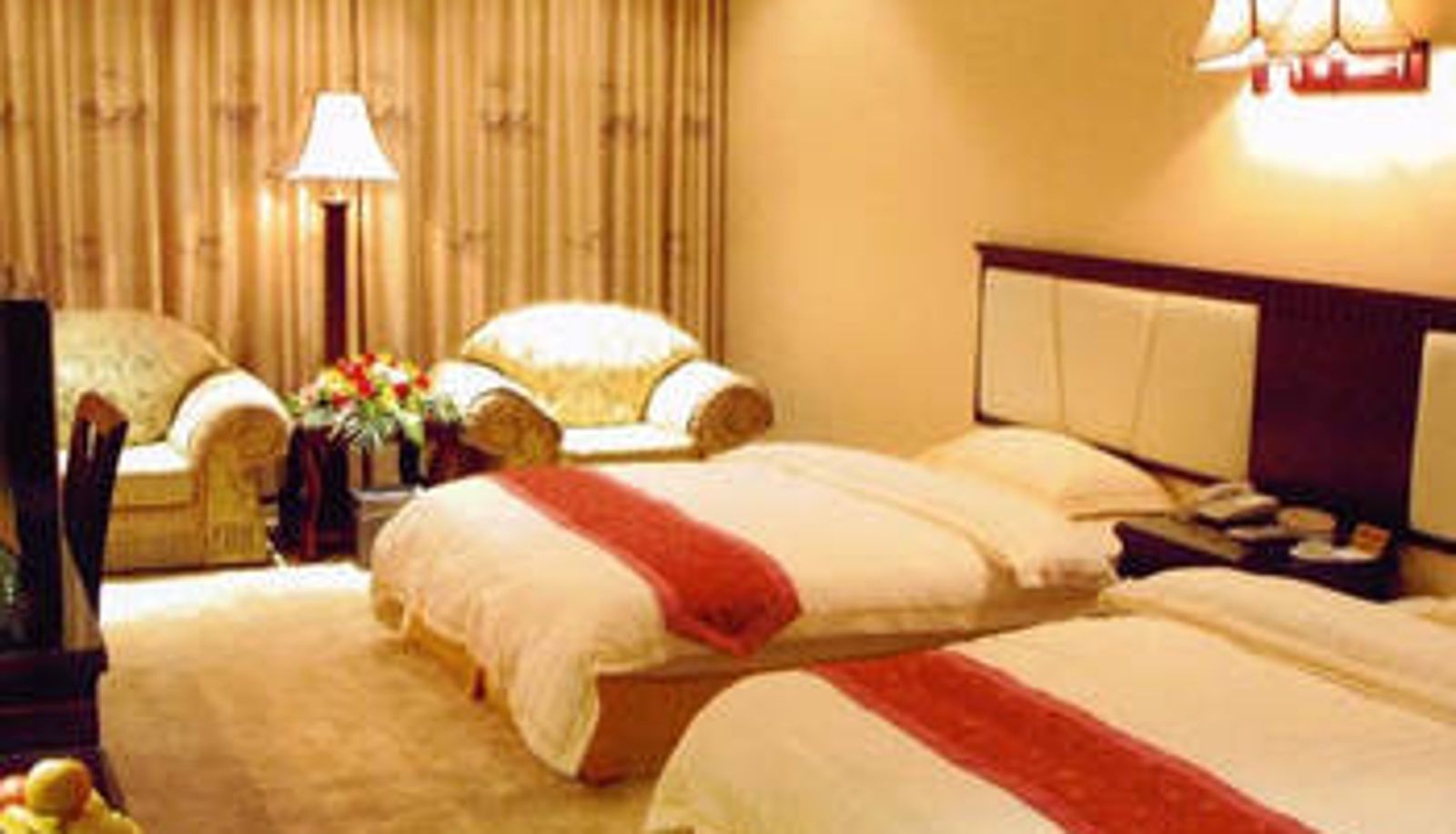 Zimmer - Deli Hotel