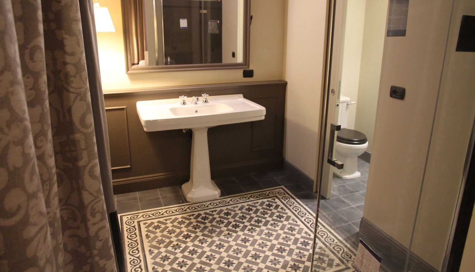 Badezimmer - NH Collection Piazza Carlina