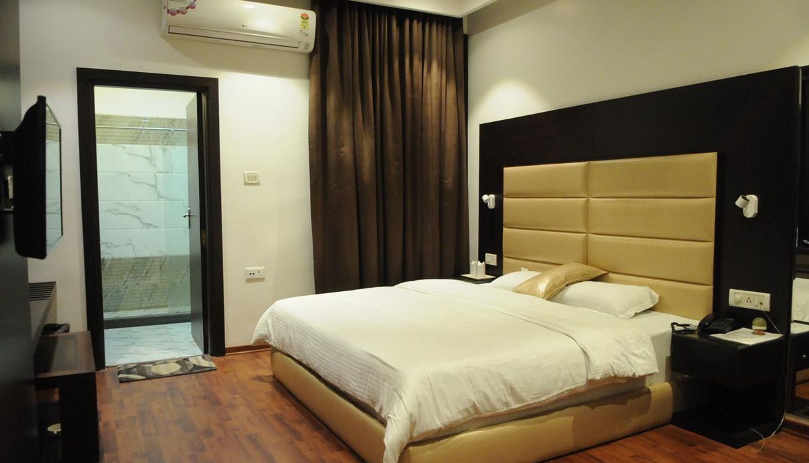 Info - Hotel Kanha Continental