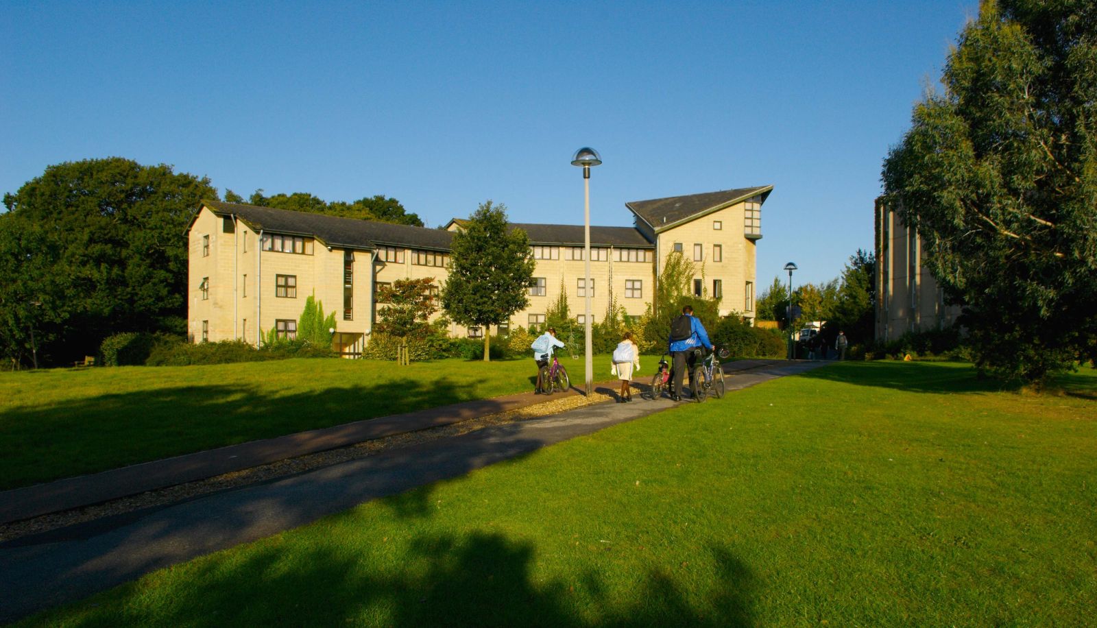 Zona exterior del hotel - Becket Court - University of Kent