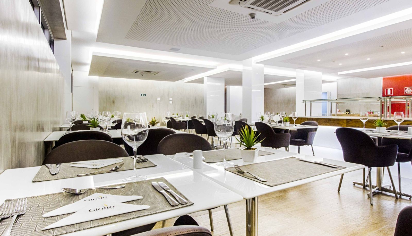 Restaurant - Airport Hotel Confins Belo Horizonte
