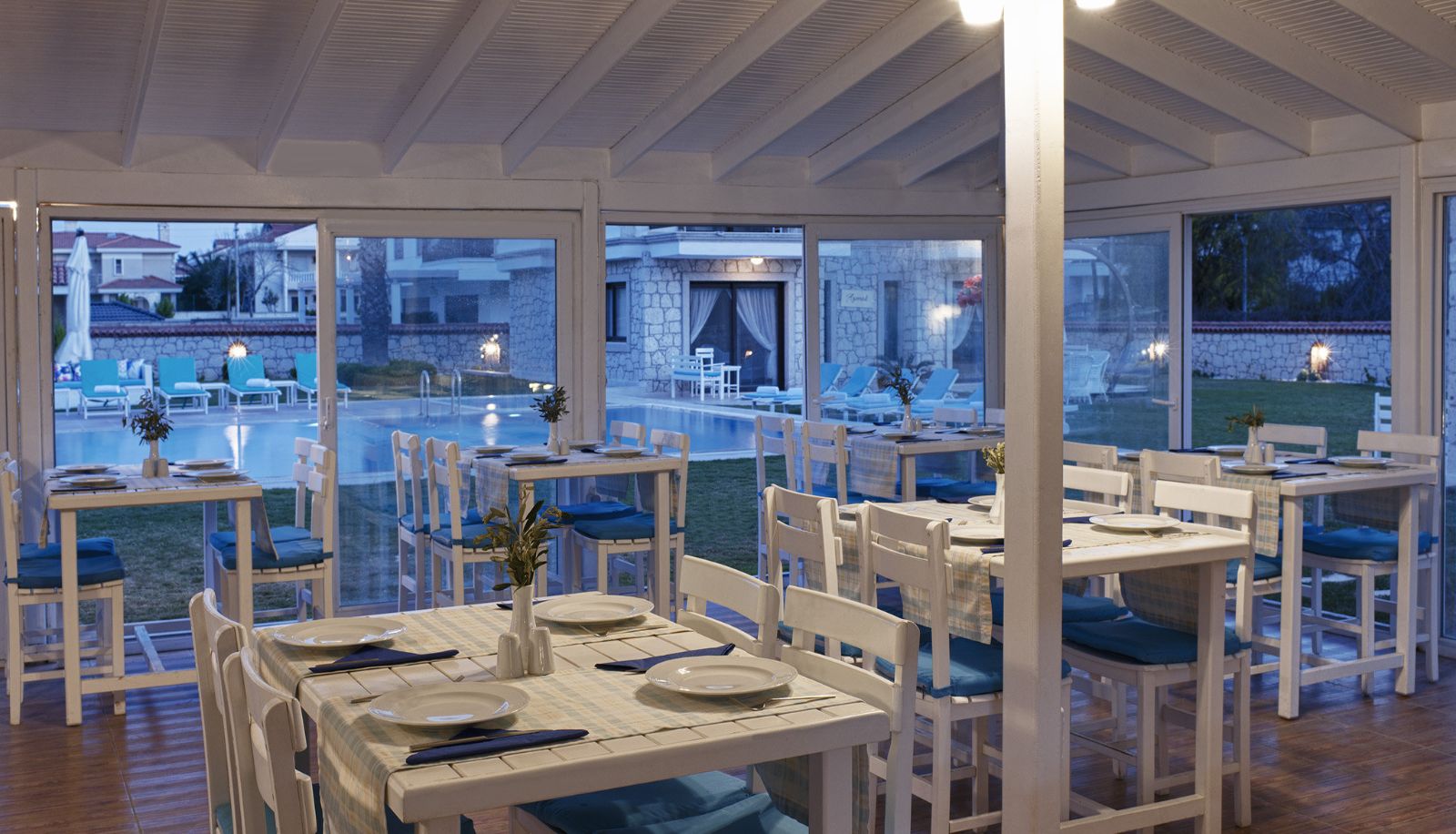 Frühstücksraum innerhalb des Restaurants - Nea Garden Hotel Alacati