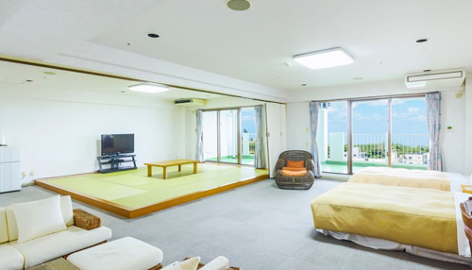 Standard room (double) - Kanehide Onna Marine View Palace