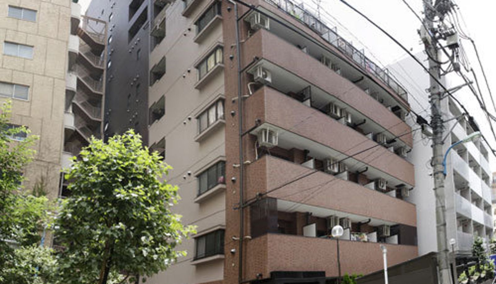 Außenansicht - J Residence Shinjuku