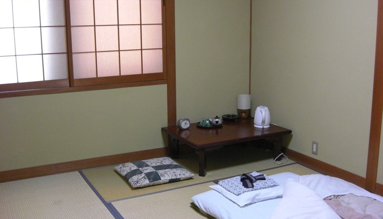 Standard room (double) - Business Inn Zentan
