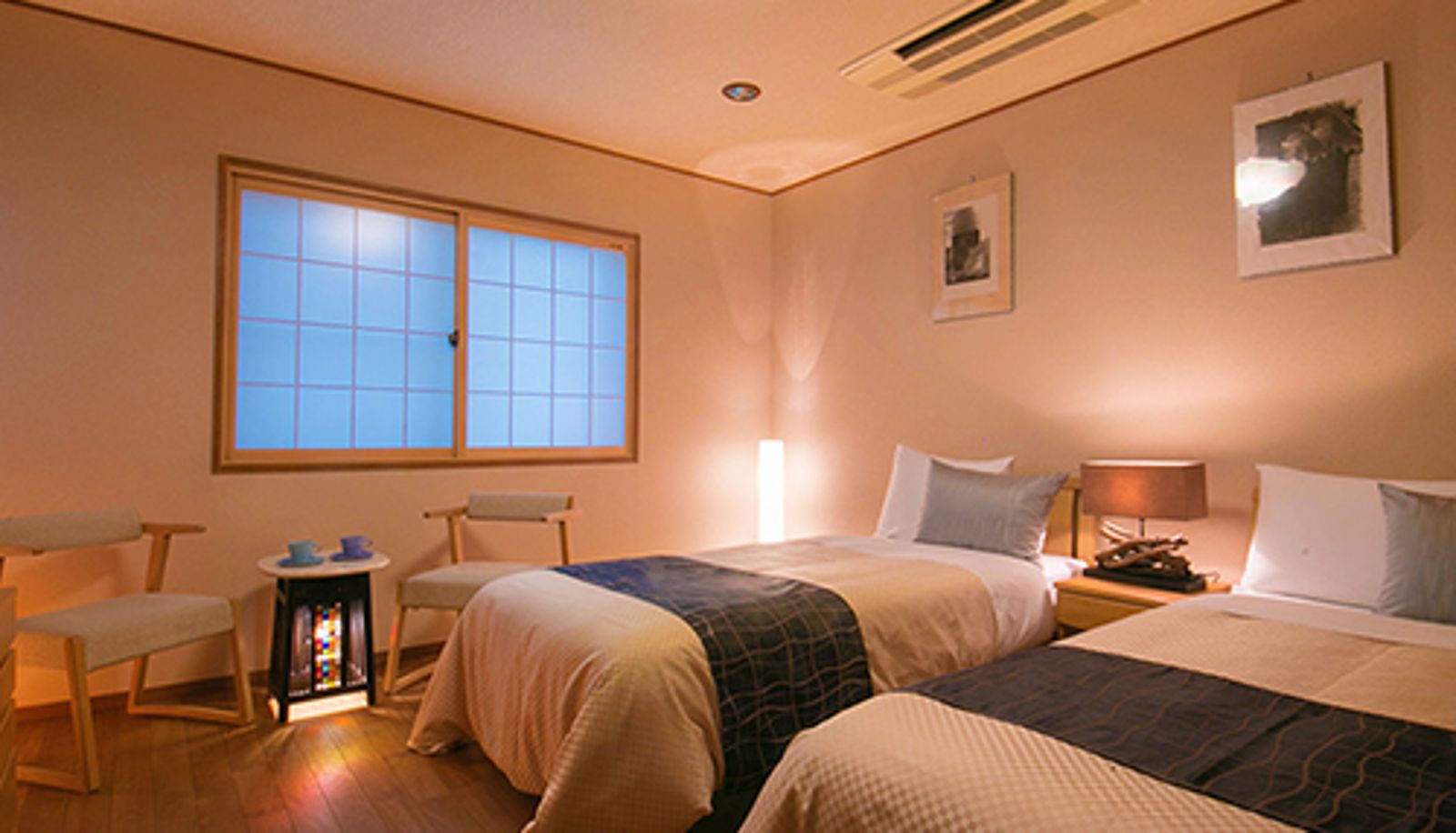 Zimmer mit Flussblick - (RYOKAN) Kyonokoyado Miyagawacho Yoshii