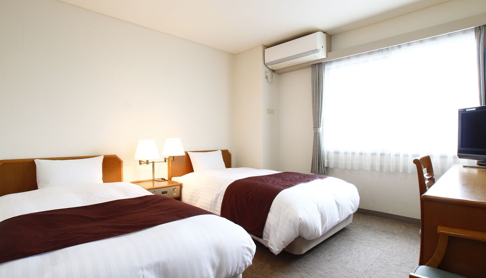 Standard room (double) - Toyooka Park Hotel