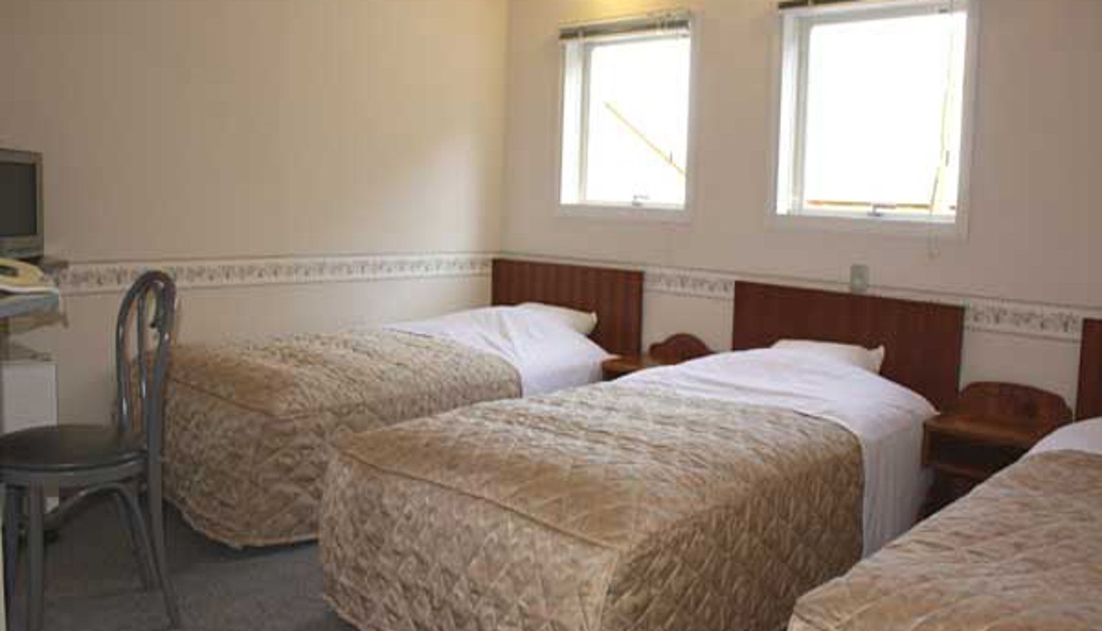 Pokój czteroosobowy - Ocean View Pension Deja Vu