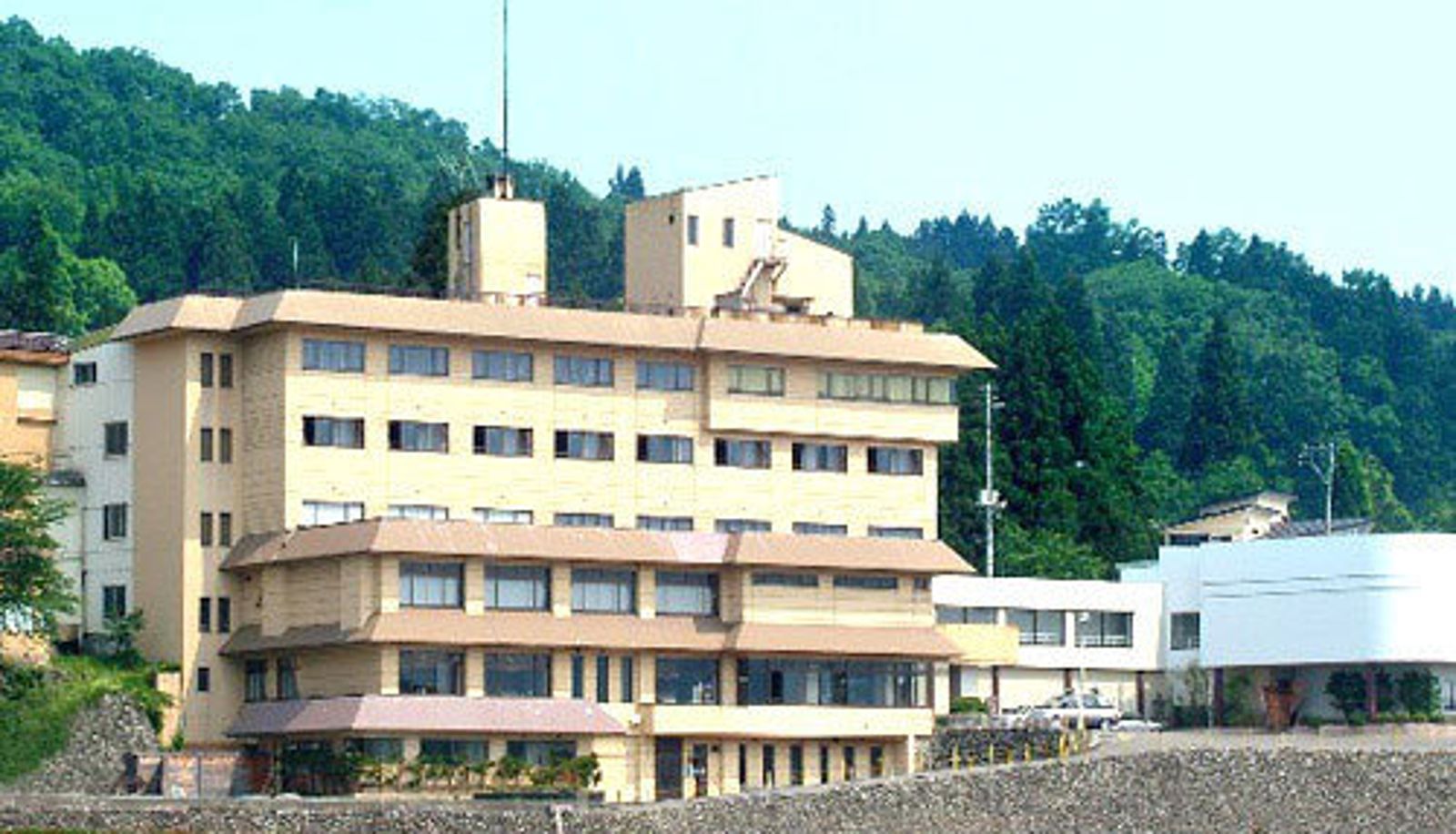 Widok na zewnątrz - (RYOKAN) Muikamachi Onsenkyo Hotel Kinomezaka