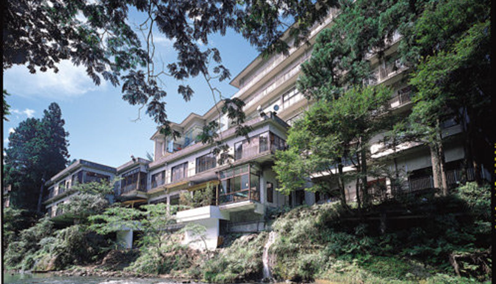 Vue extérieure - (RYOKAN) Yamanaka Onsen Shirasagiyu "Tawaraya"