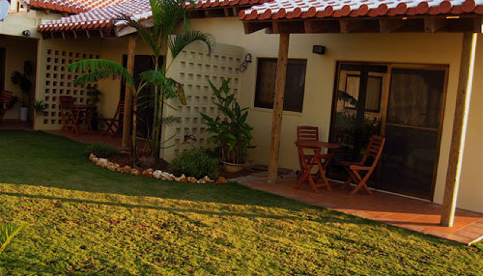 Exterior view - Akachichi Guest house