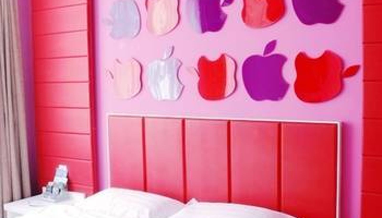 Room - Utopian Theme Hotel (Central Plaza Store)