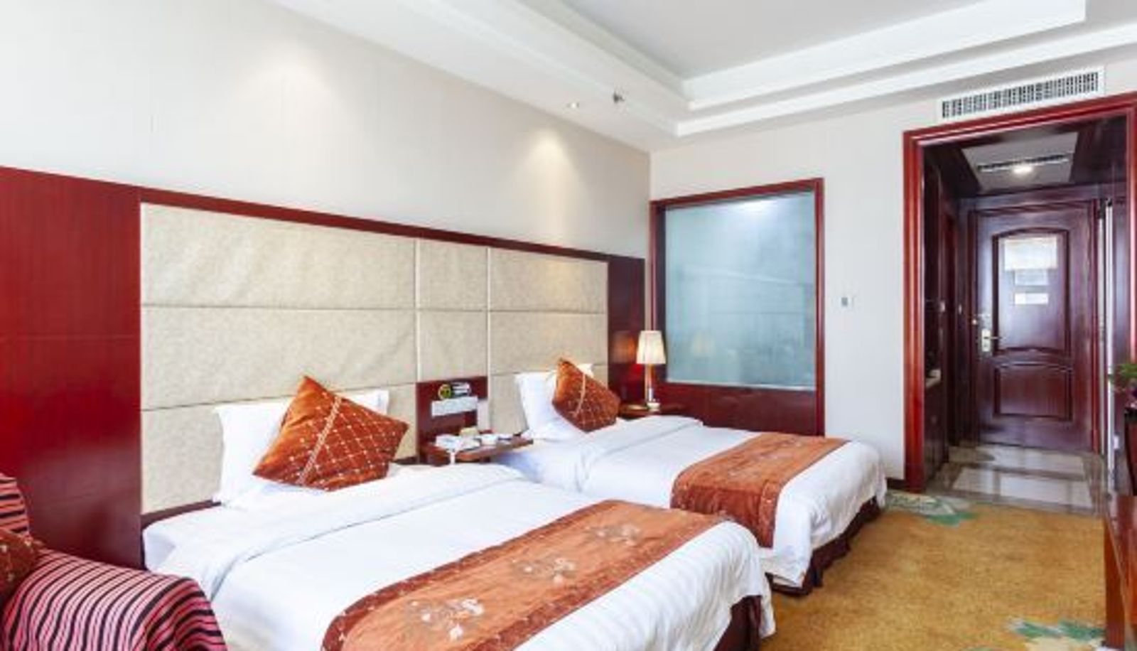 Camera business - Ruilong International Hotel