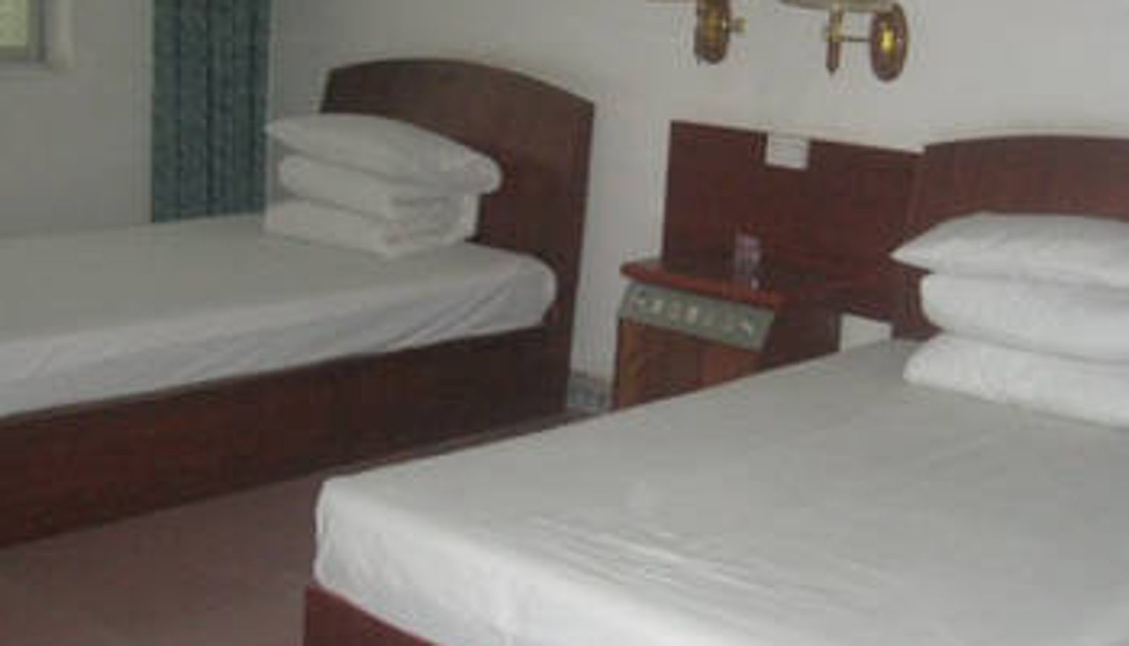 Room - BaiSe XingQuan Hotel