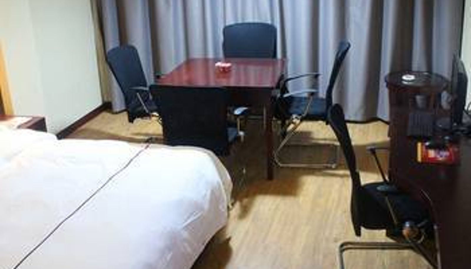Room - 科逸精品酒店连锁(靖江新江海店)