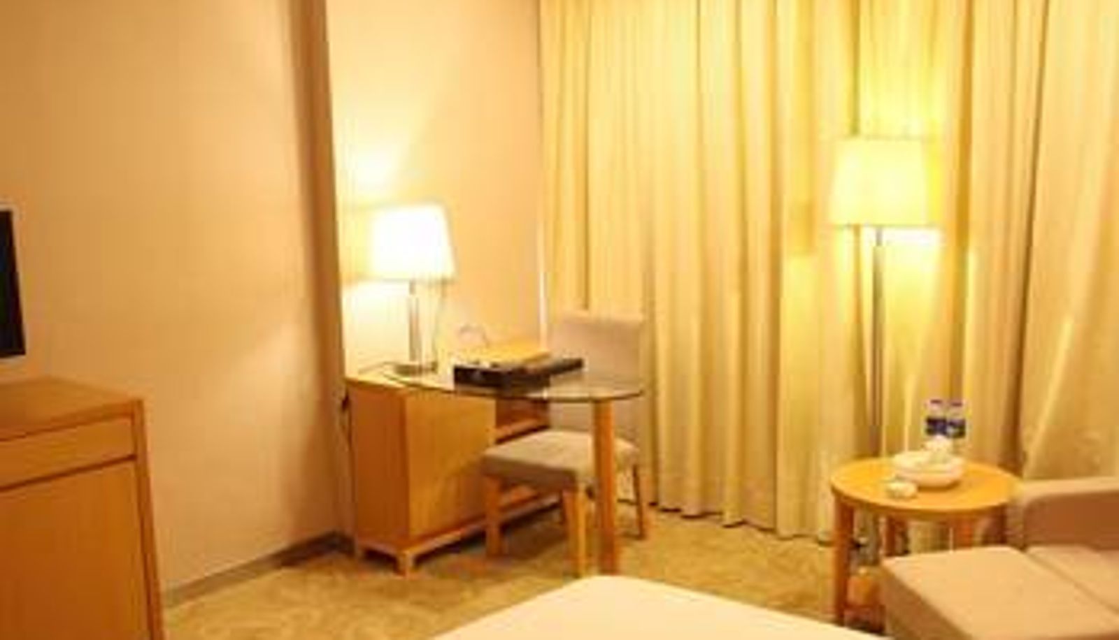 Zimmer - Emperors Palace Hotel