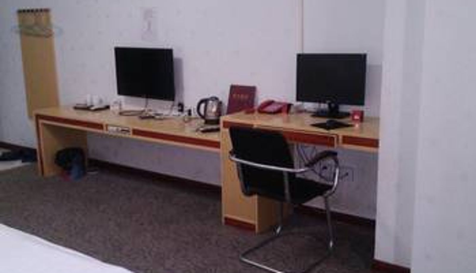 Kamer - BaiSe JinKai Hote