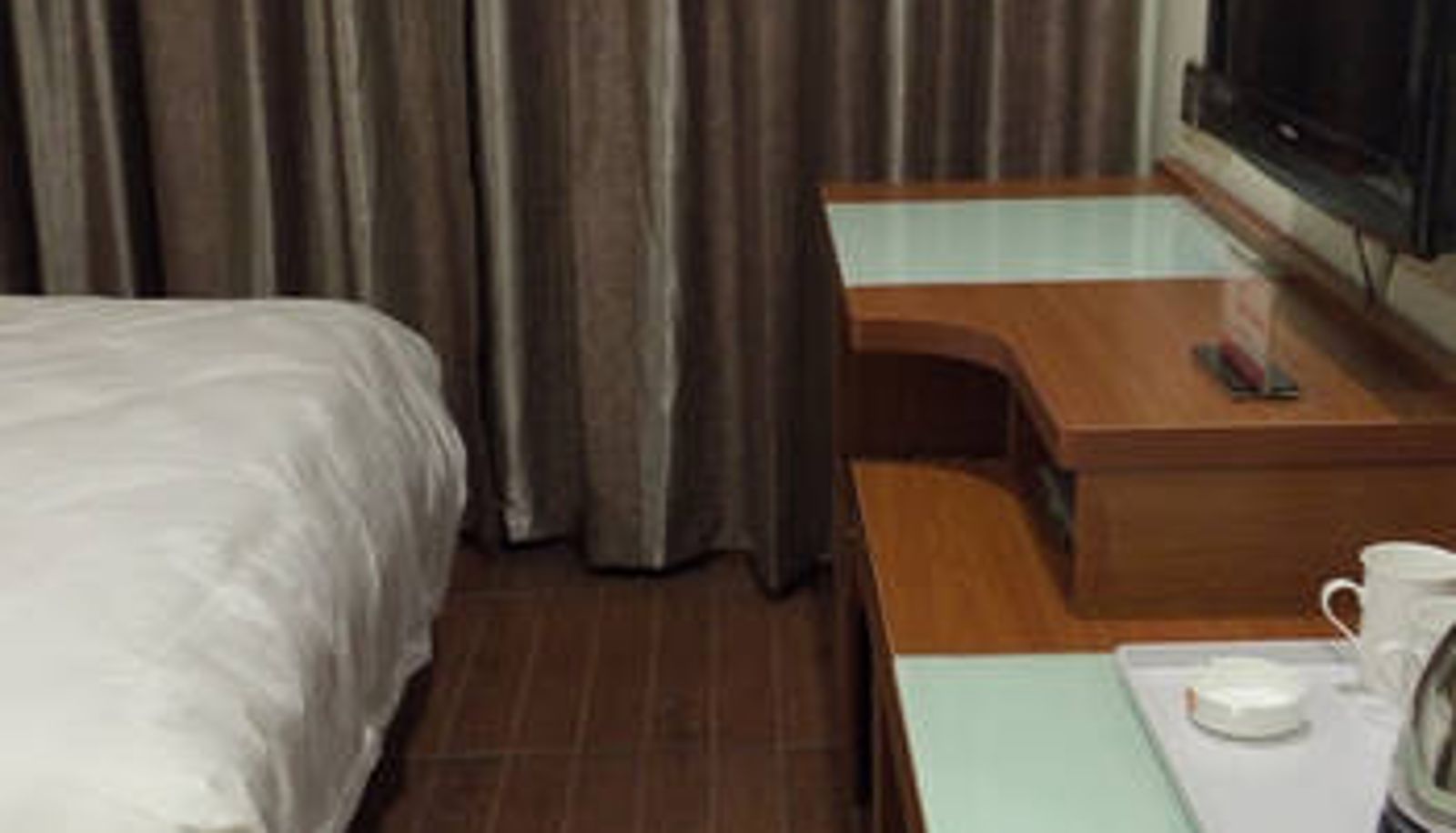 Room - Yinmo Light Luxury Hotel (Baolong Plaza Branch)